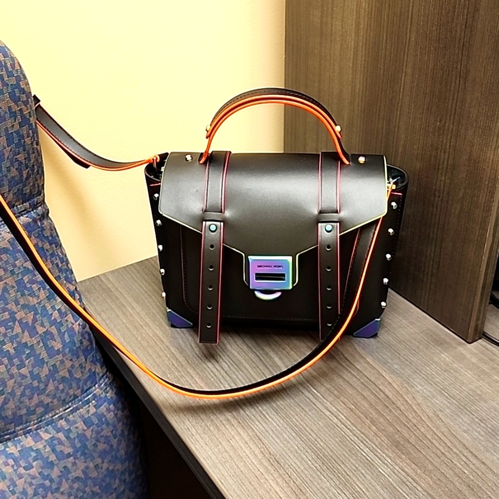 Michael Kors Crossbody